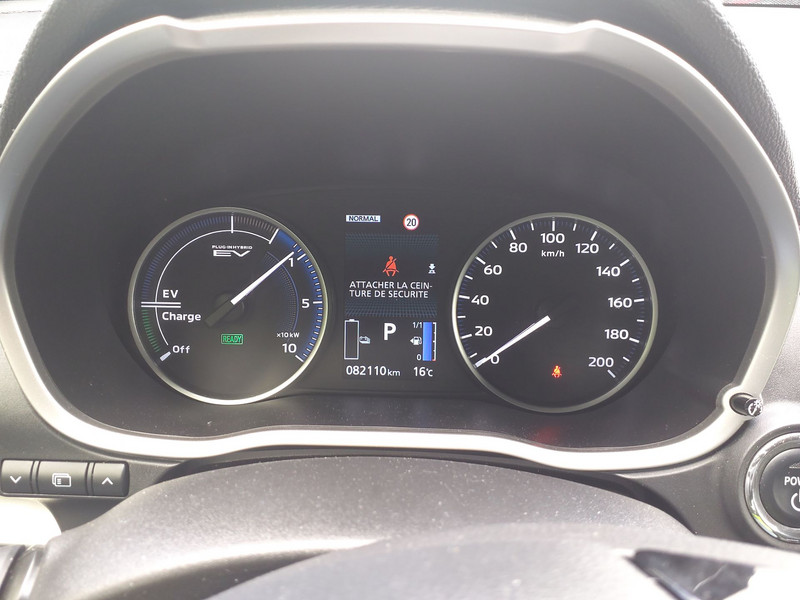 ECLIPSE CROSS 2.4 MIVEC PHEV Twin Motor 4WD Business