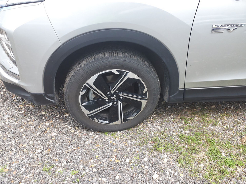 ECLIPSE CROSS 2.4 MIVEC PHEV Twin Motor 4WD Business